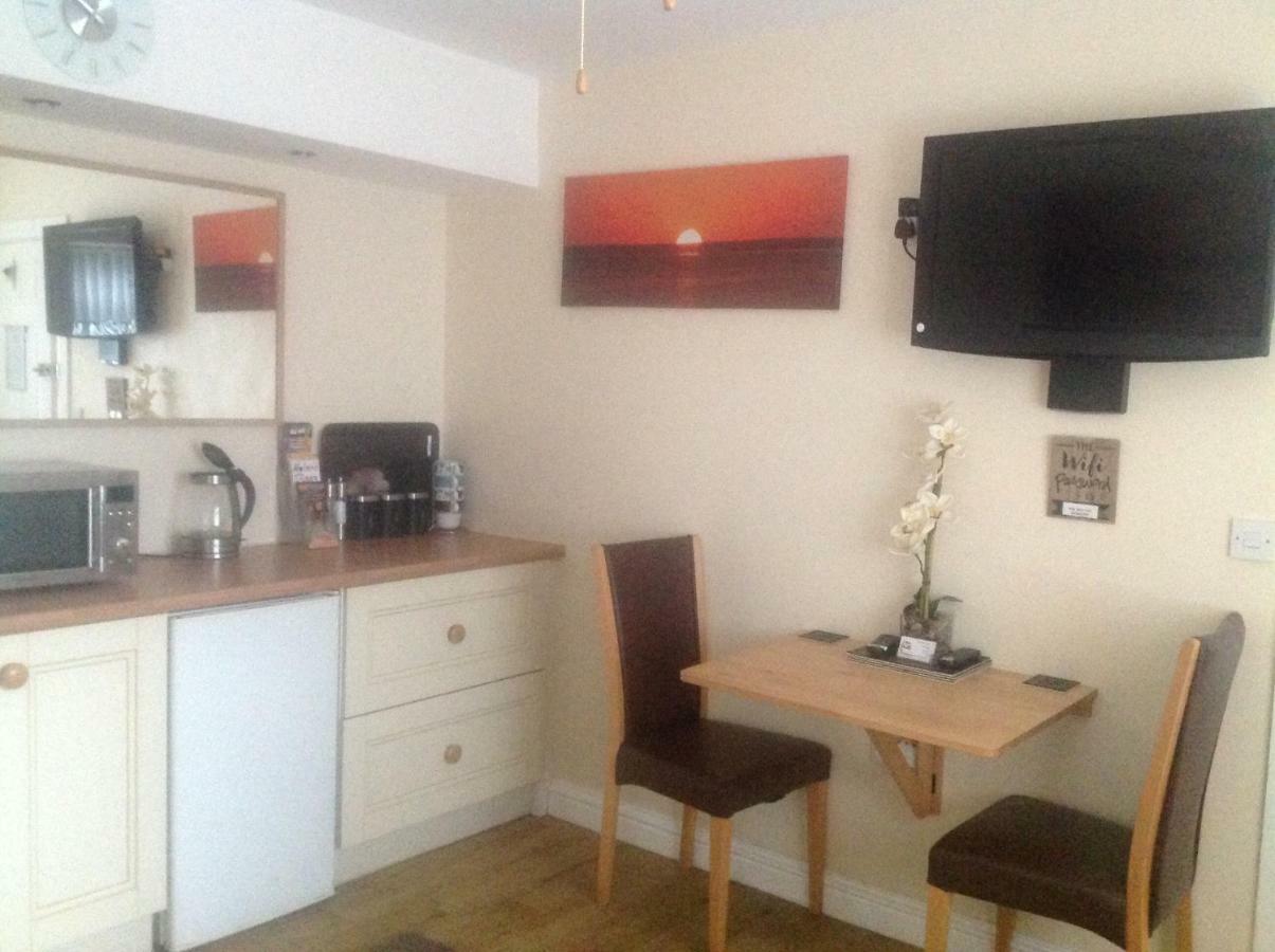 Crossways Tavern Exeter Buitenkant foto