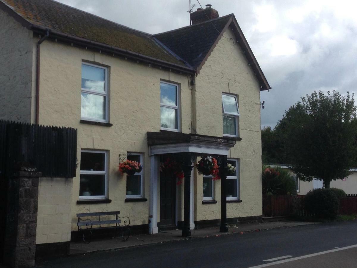 Crossways Tavern Exeter Buitenkant foto